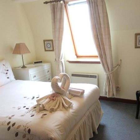 Connel Court Apartments Инвернес Екстериор снимка