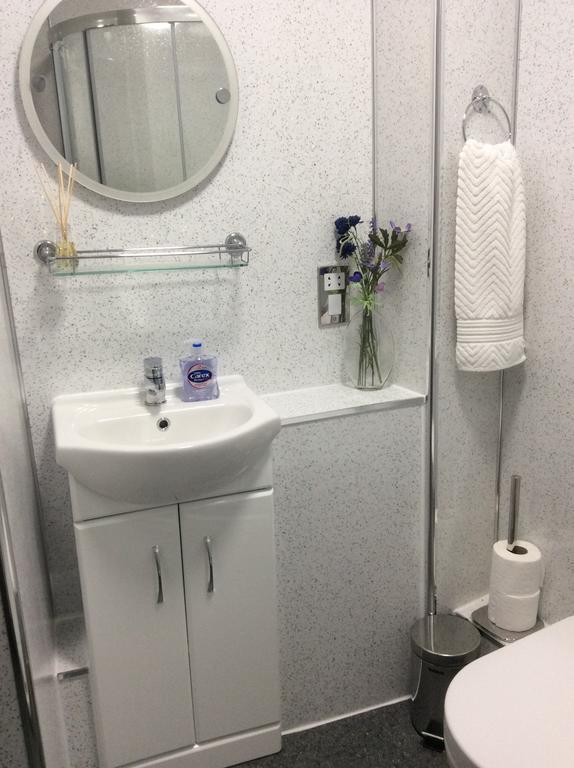 Connel Court Apartments Инвернес Екстериор снимка