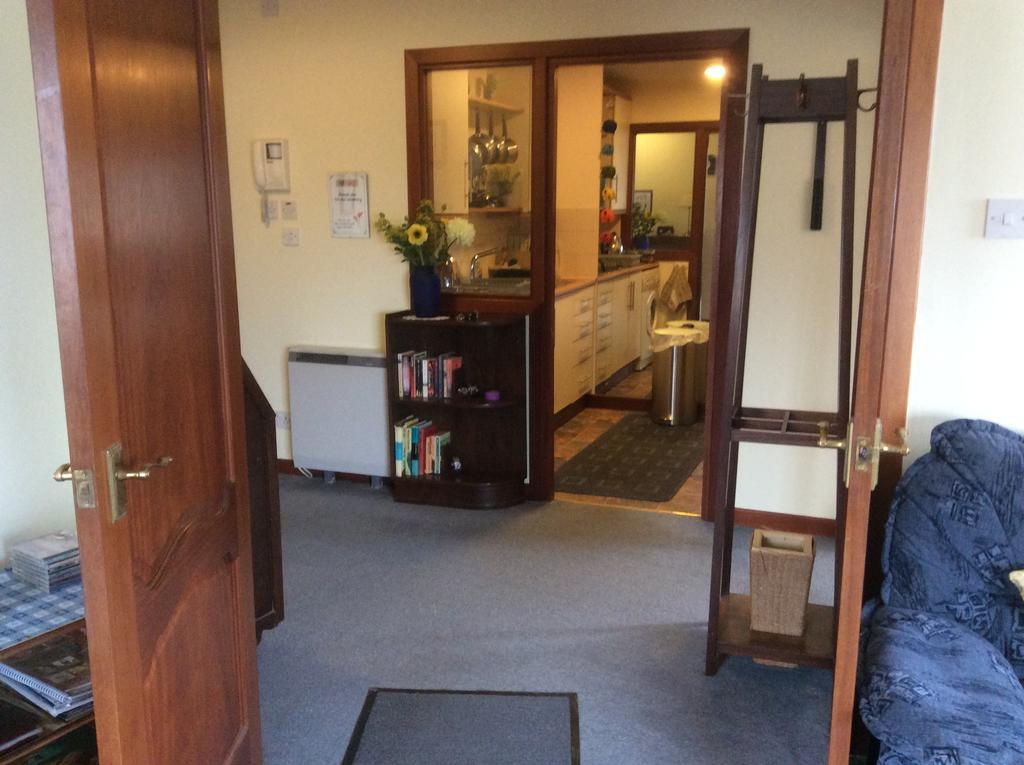 Connel Court Apartments Инвернес Екстериор снимка